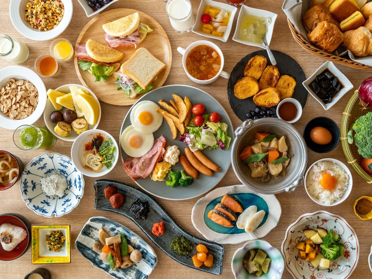 随心漫游。晚餐可自由外出享用！包含度假村早餐自助餐的方案