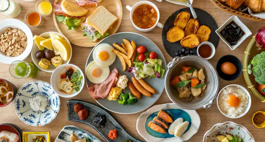 随心漫游。晚餐可自由外出享用!包含度假村早餐自助餐的方案