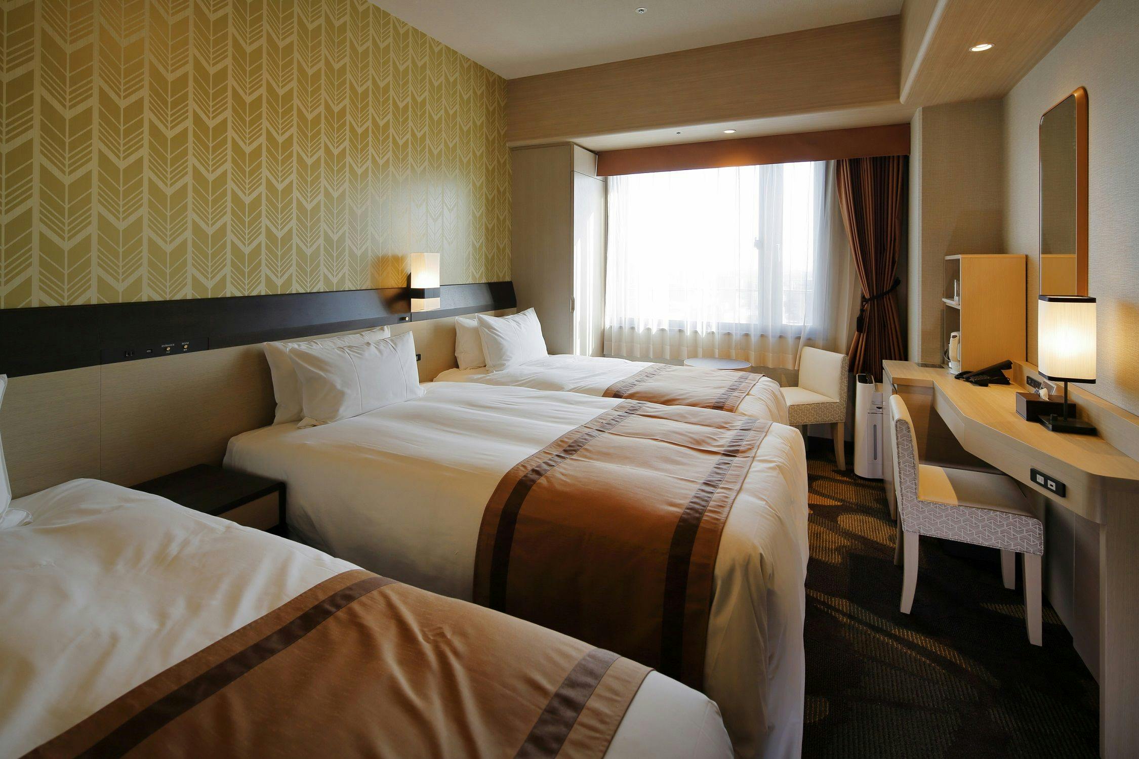 トリプル 全室シモンズ社製ベッド 全室禁煙 姫センゴーゴゴー入場券付ステイプラン ホテルモントレ姫路 一休 Com