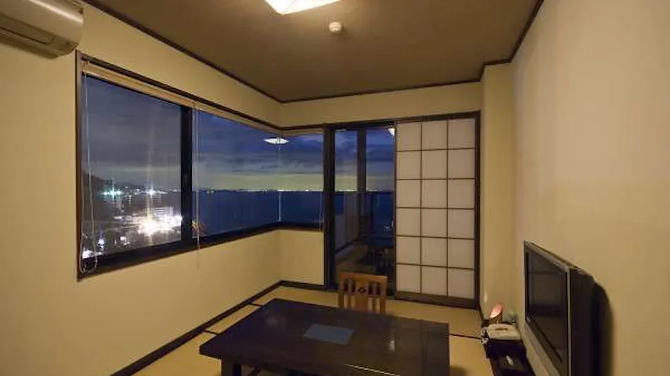 Hidden Hot Spring Inn Tsuki no Akari