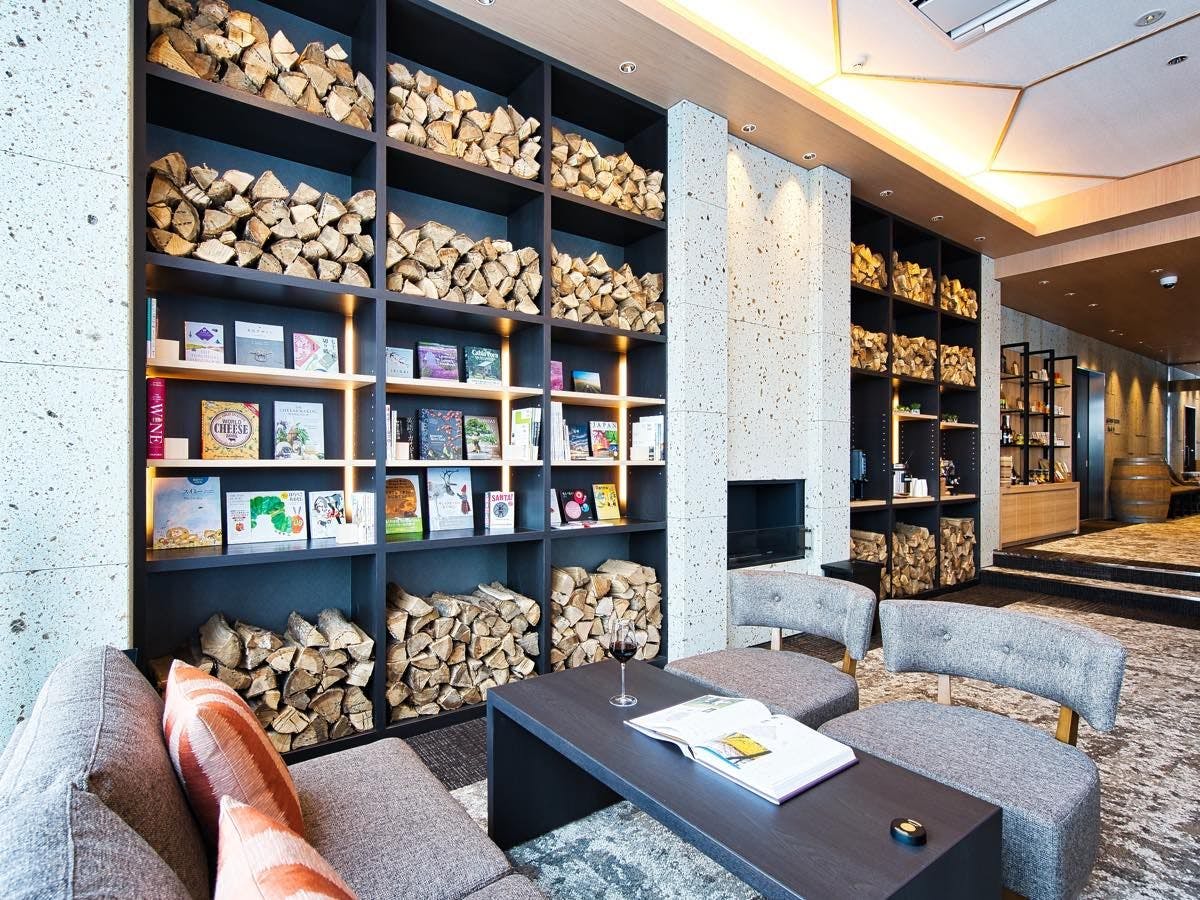 ห้องสมุดเลานจ์