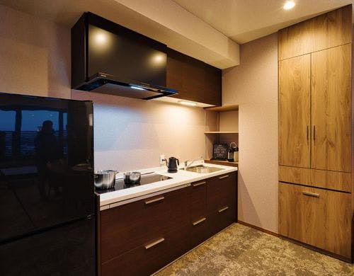 【スイート・ルーム】　リビングルーム