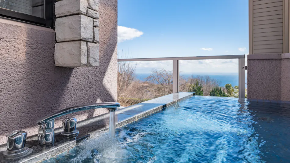the salon Izukogen Hotels & Resort