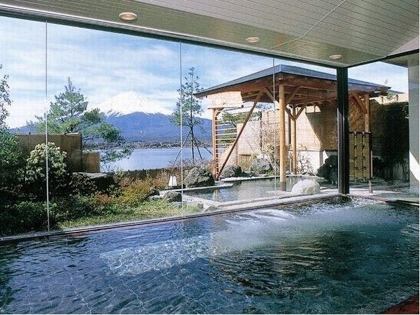 秀峰閣湖月