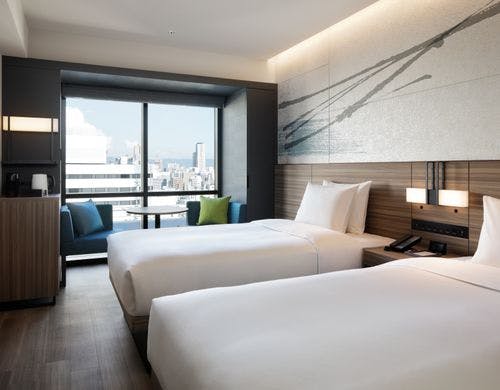 アンビシャスツイン