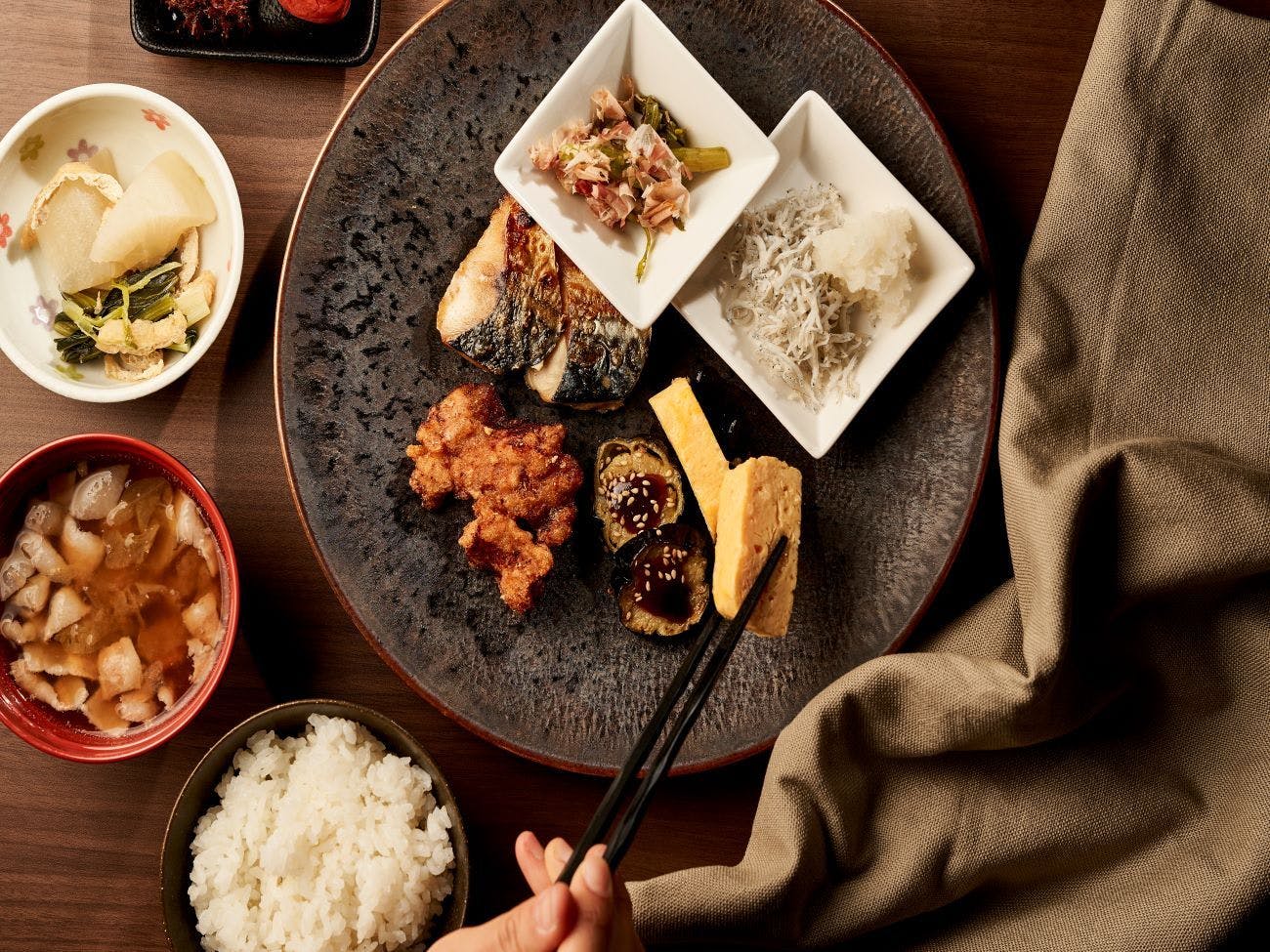 セミブッフェランチ（写真は一例です）