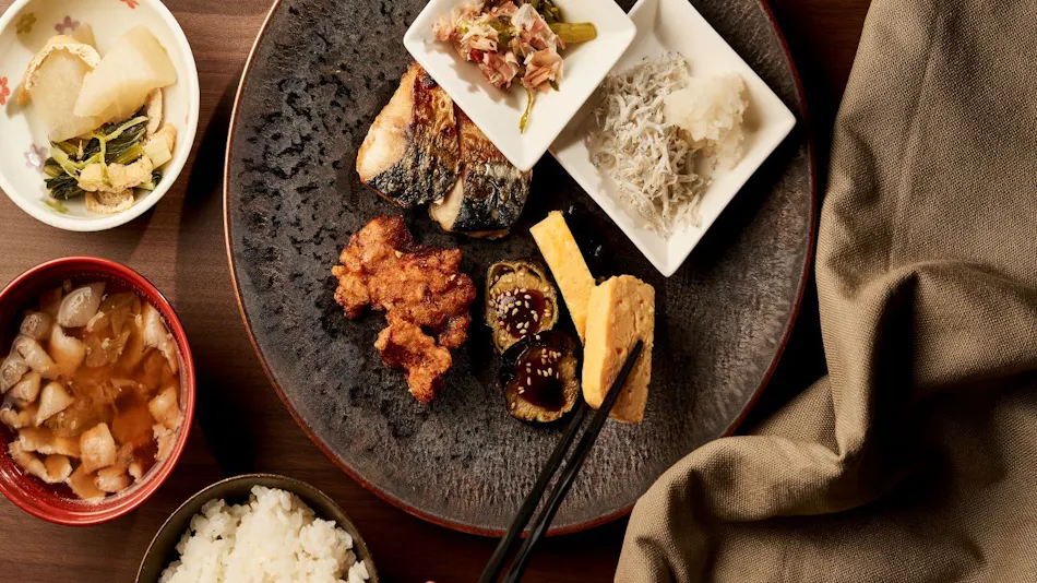 Courtyard by Marriott Osaka Honmachi