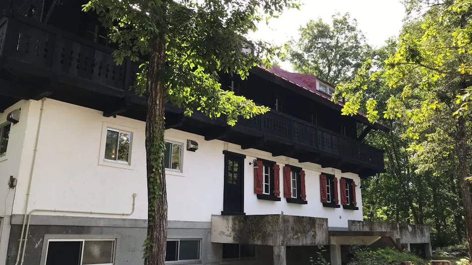 HOUSE OF FINN JUHL HAKUBA