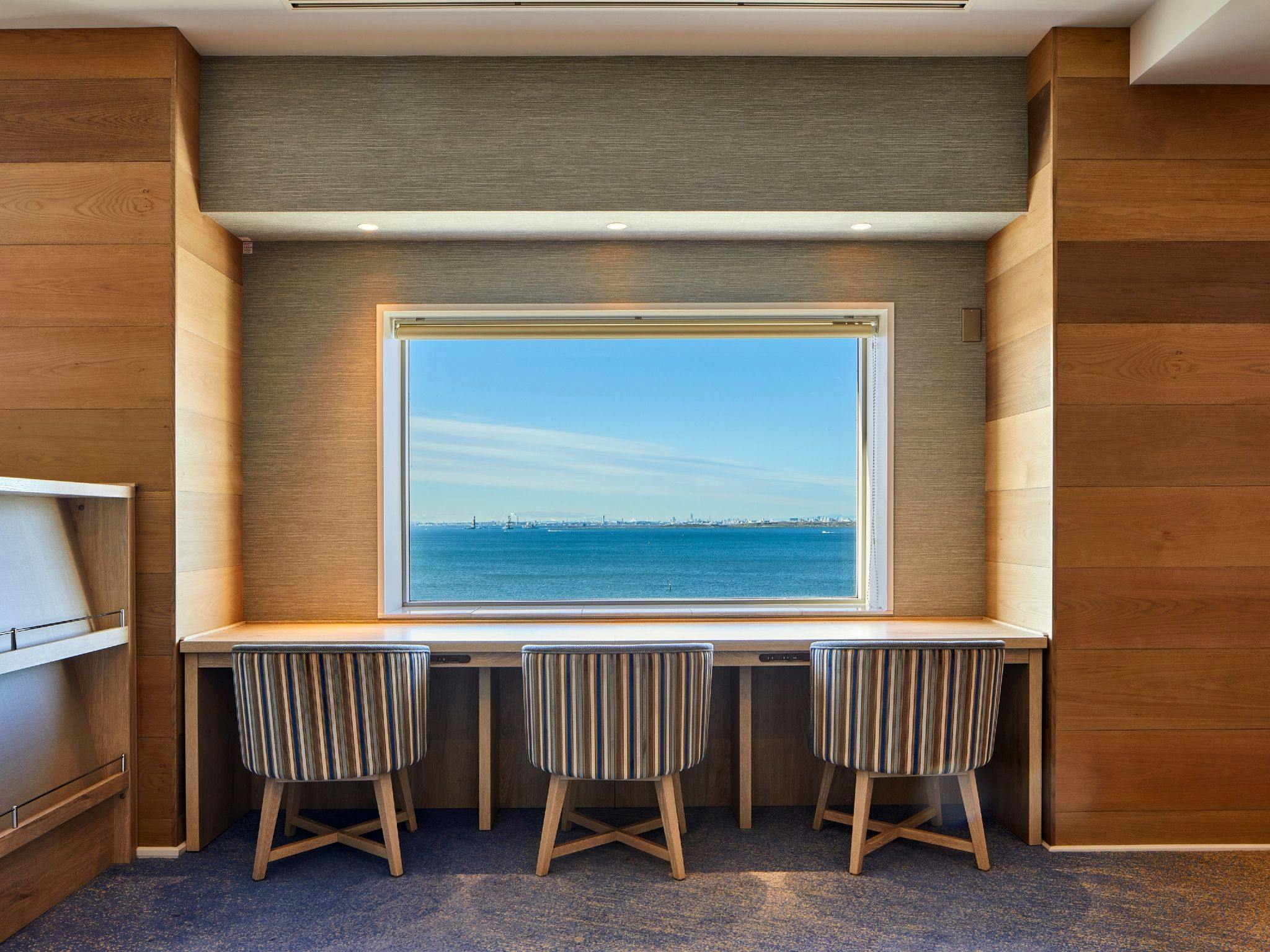 东京湾舞滨日航大酒店