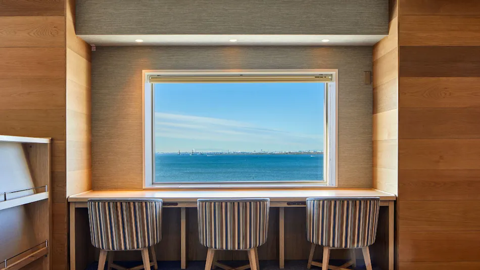 东京湾舞滨日航大酒店