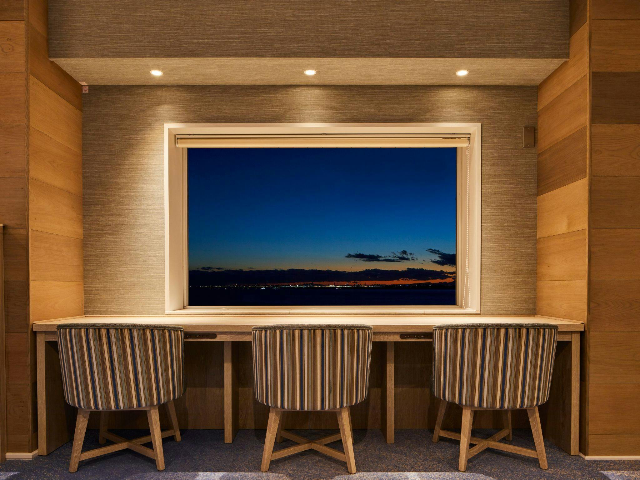 东京湾舞滨日航大酒店