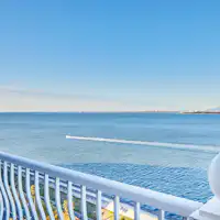 Enjoy the scenery of the Tokyo Bay Area!