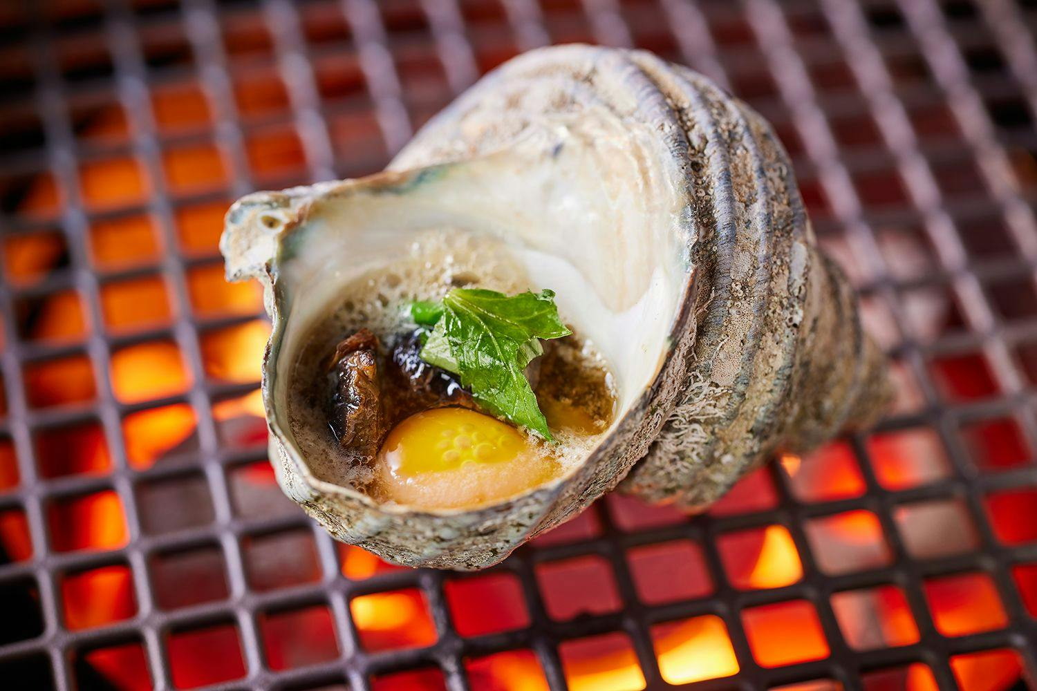 【グループホテルディナー】淡路牛と島の旬魚を味わう淡路焼肉割烹「琥珀」特選コース（カウンター席）