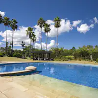 【สระว่ายน้ำกลางแจ้งน้ำพุร้อน เฉพาะฤดูร้อน】