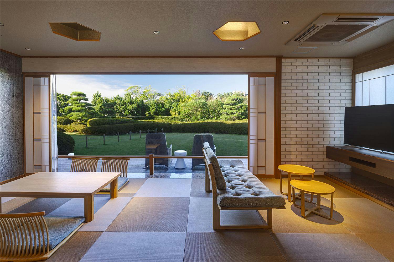 【การ์เด้นวิลล่า】ห้องพักสไตล์ญี่ปุ่นและตะวันตกพร้อมออนเซ็นส่วนตัว