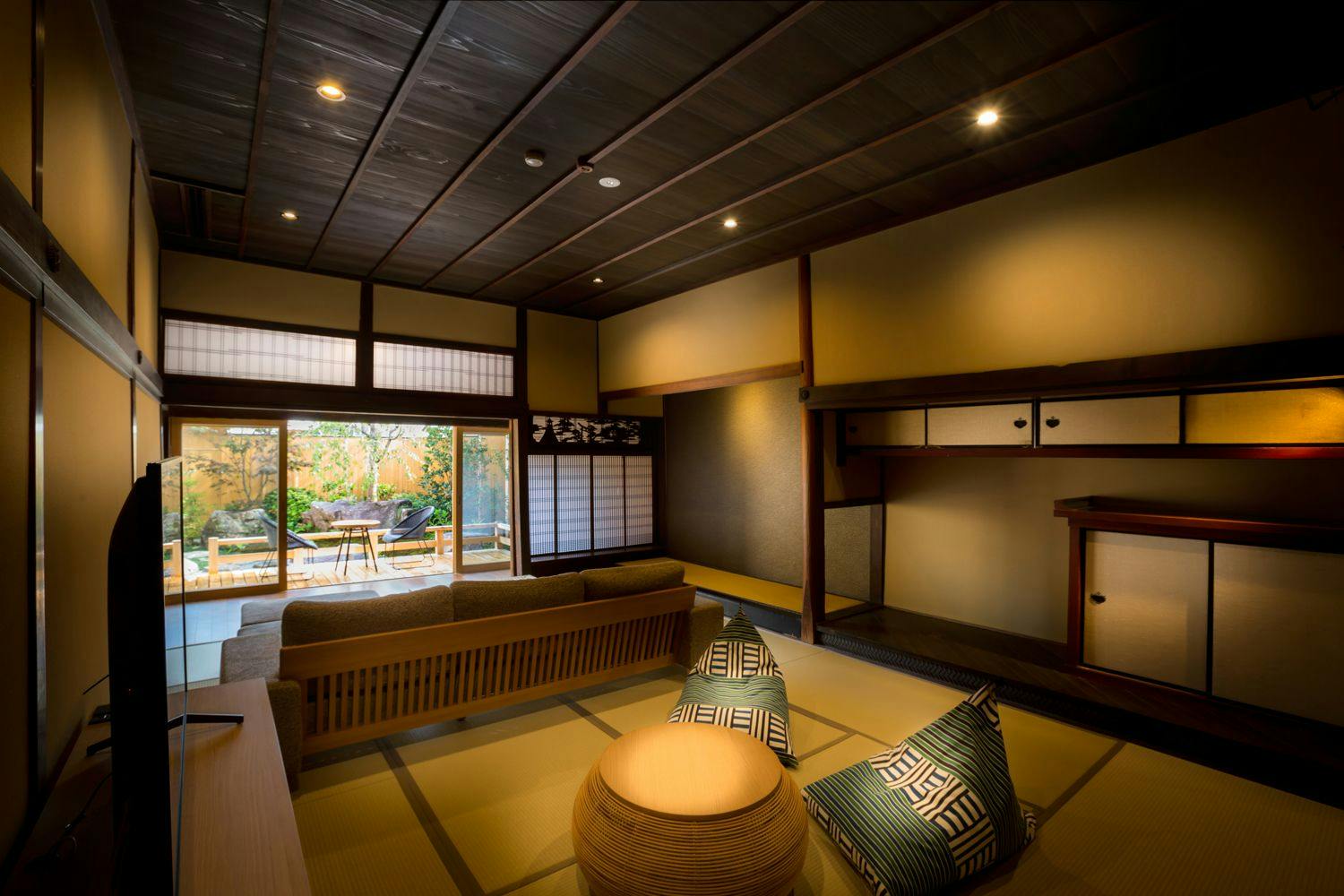 อาคาร B ห้องสไตล์ญี่ปุ่น 12 เสื่อทาทามิ (ชั้น 1)