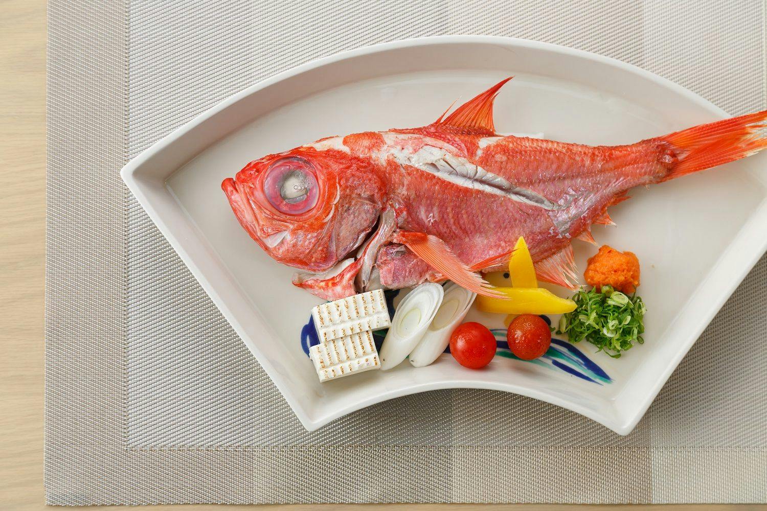 【金目鯛の酒蒸し】金目鯛まるごと1尾！伊豆の幸を贅沢に愉しむ「金目鯛の酒蒸しプラン」（夕朝食付）