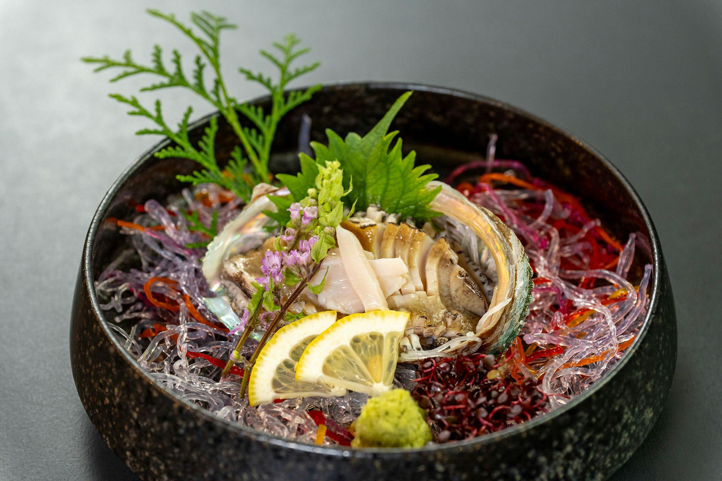 【アワビの刺身】伊豆の海の恵みを味わう「アワビの刺身付きプラン」（夕朝食付）