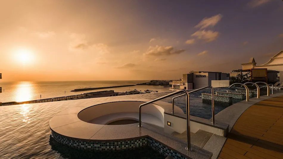 Lequ Okinawa Chatan Spa & Resort