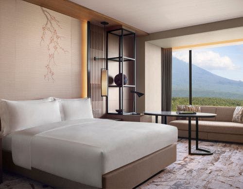 バスルーム（羊蹄山側のお部屋）