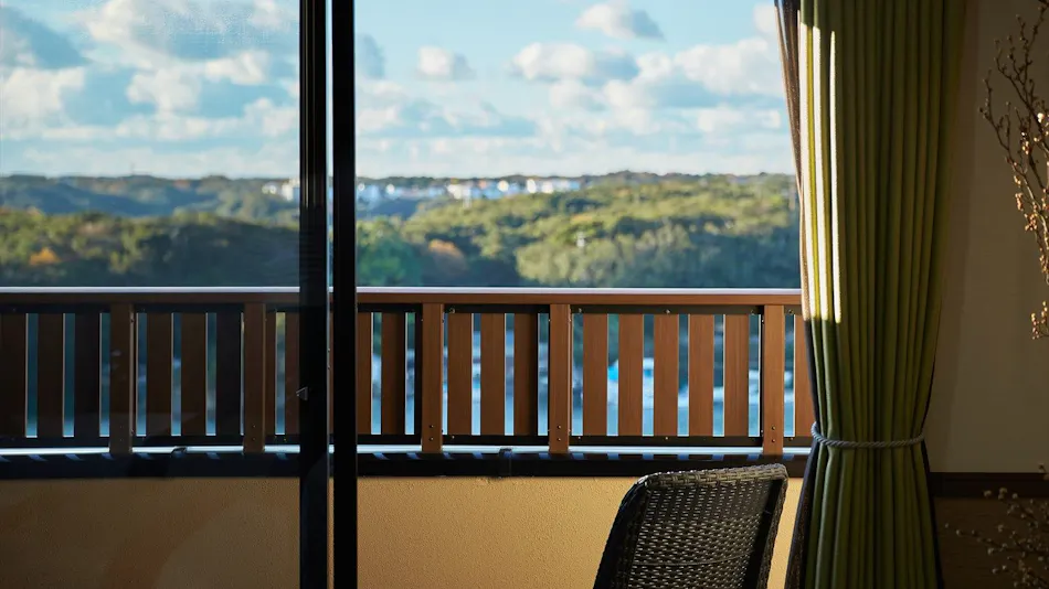 Villa Ryusei: A Guestroom with Open-Air Bath Nestled on the Hills of Ago Bay