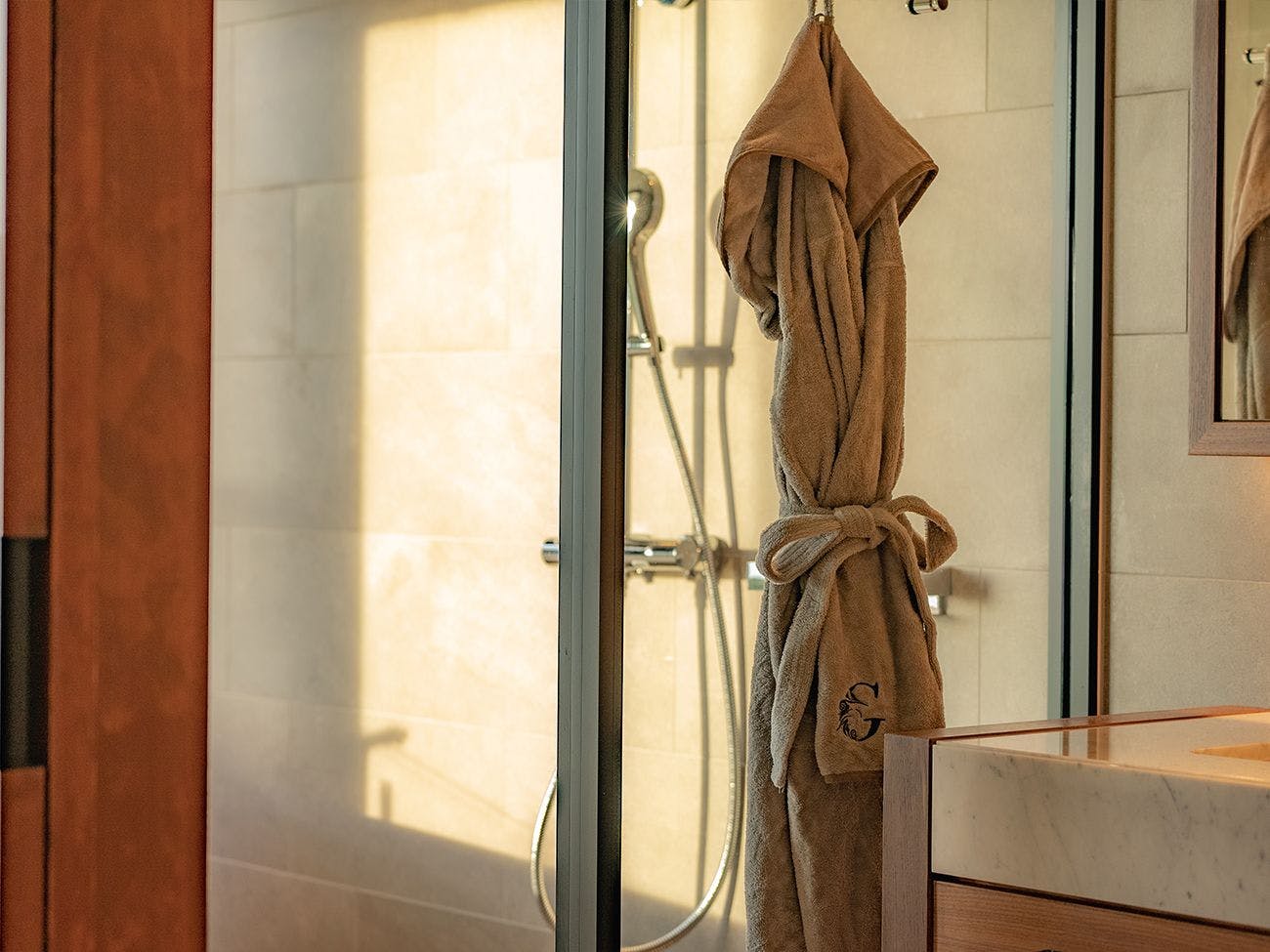 เสื้อคลุมห้องพัก