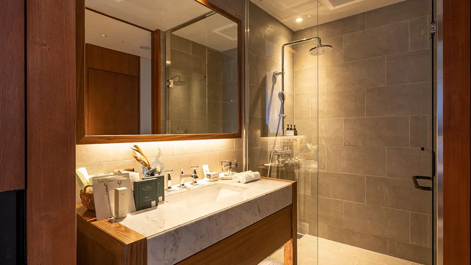 One Suite THE GRAND