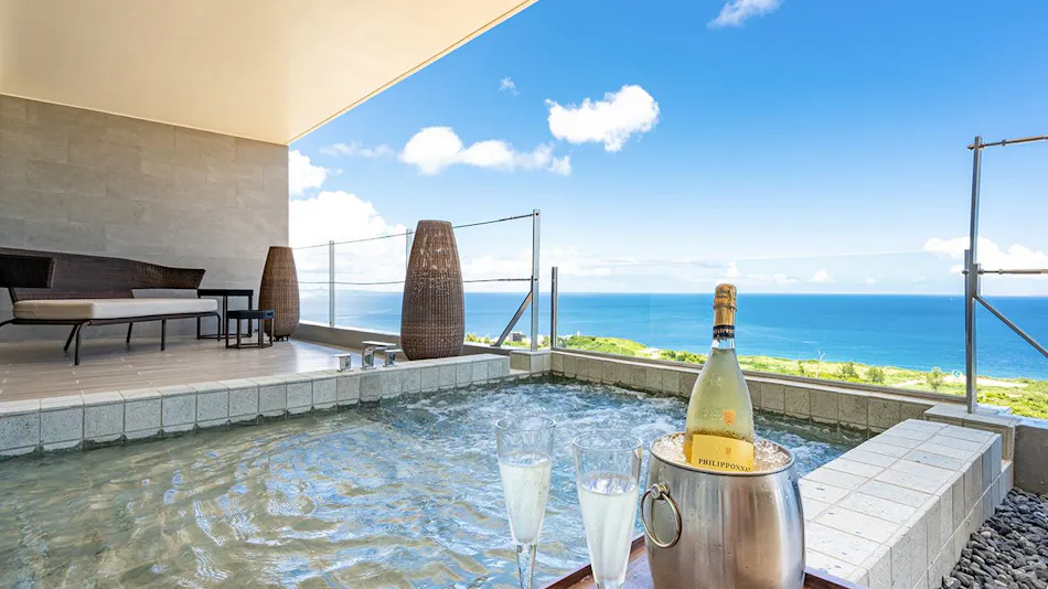 One Suite THE GRAND