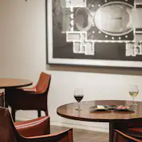 ダイニングラウンジ