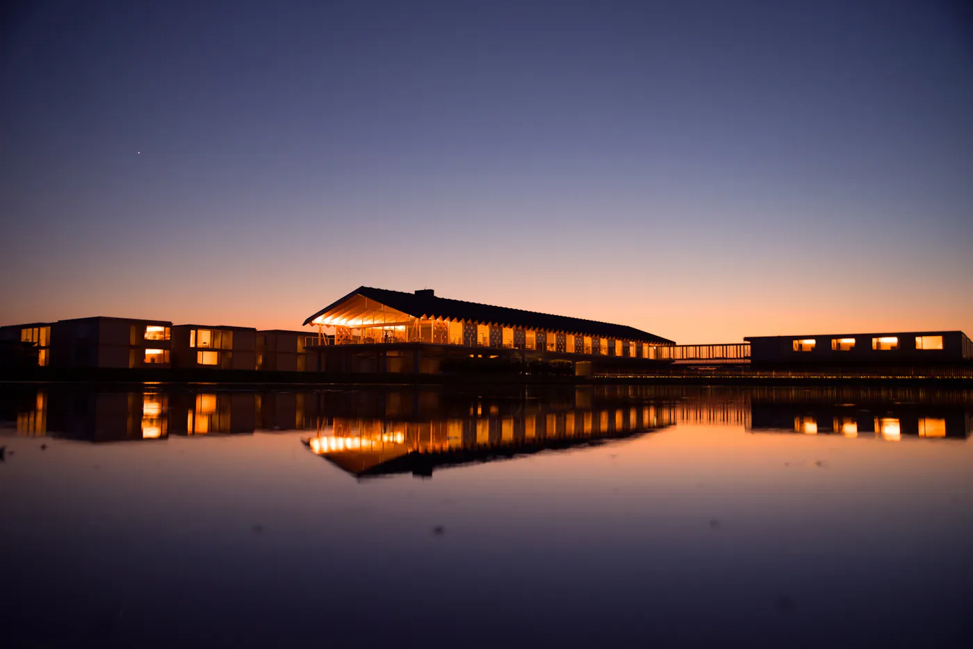 SHONAI HOTEL SUIDEN TERRASSE:夕暮れの外観