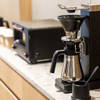 【SHOP会】Menjual produk khas lokal dan barang yang diawasi oleh kepala koki.