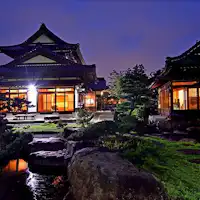 ทัศนียภาพจากสวนญี่ปุ่น