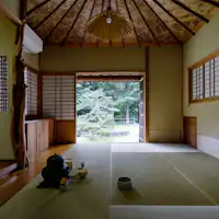 เพลิดเพลินกับมัทฉะในห้องชาก่อนเช็คอิน