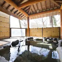 ห้องอาบน้ำสาธารณะ (กลางแจ้ง)