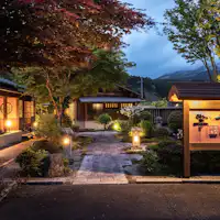 【華柚】施設外観