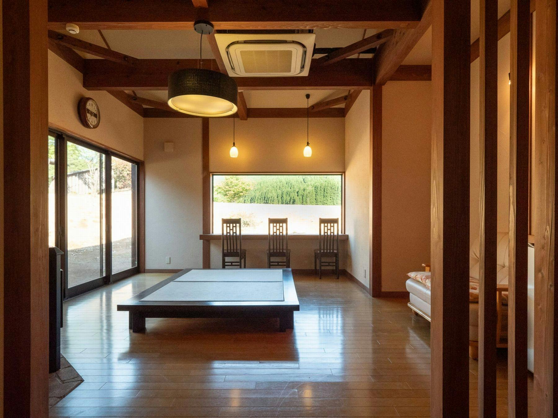 【華柚】ラウンジ