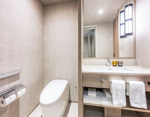 エッセンシャル　ハリウッドツイン　バス