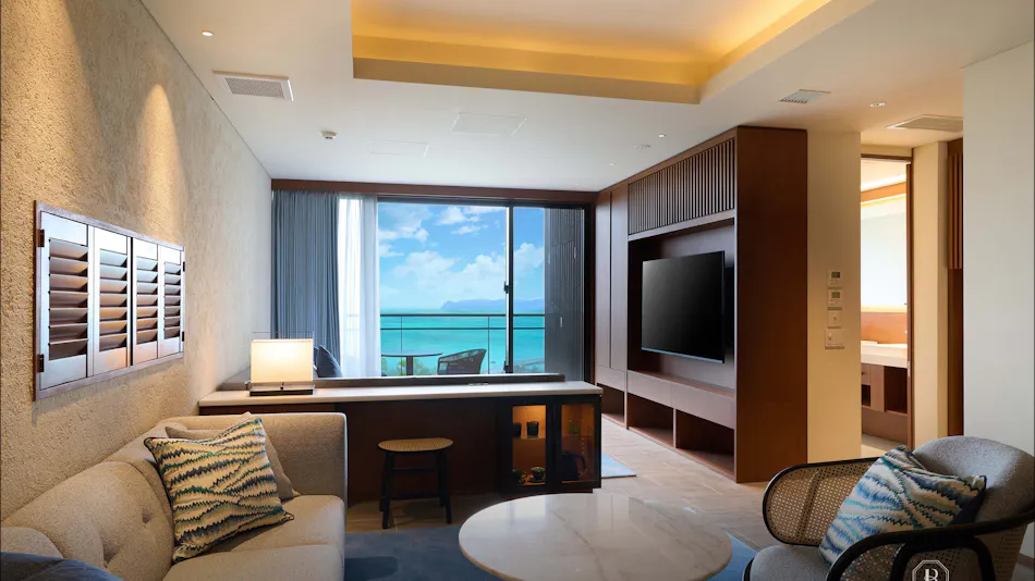 BATON SUITE Okinawa Kouri Island