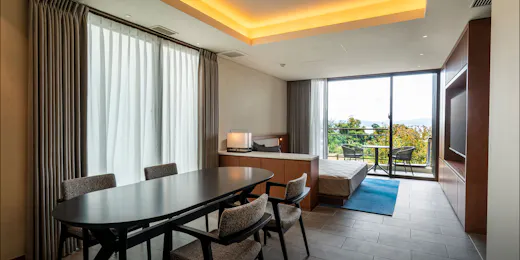 BATON SUITE Okinawa Kouri Island