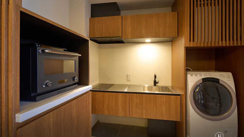 BATON SUITE Okinawa Kouri Island