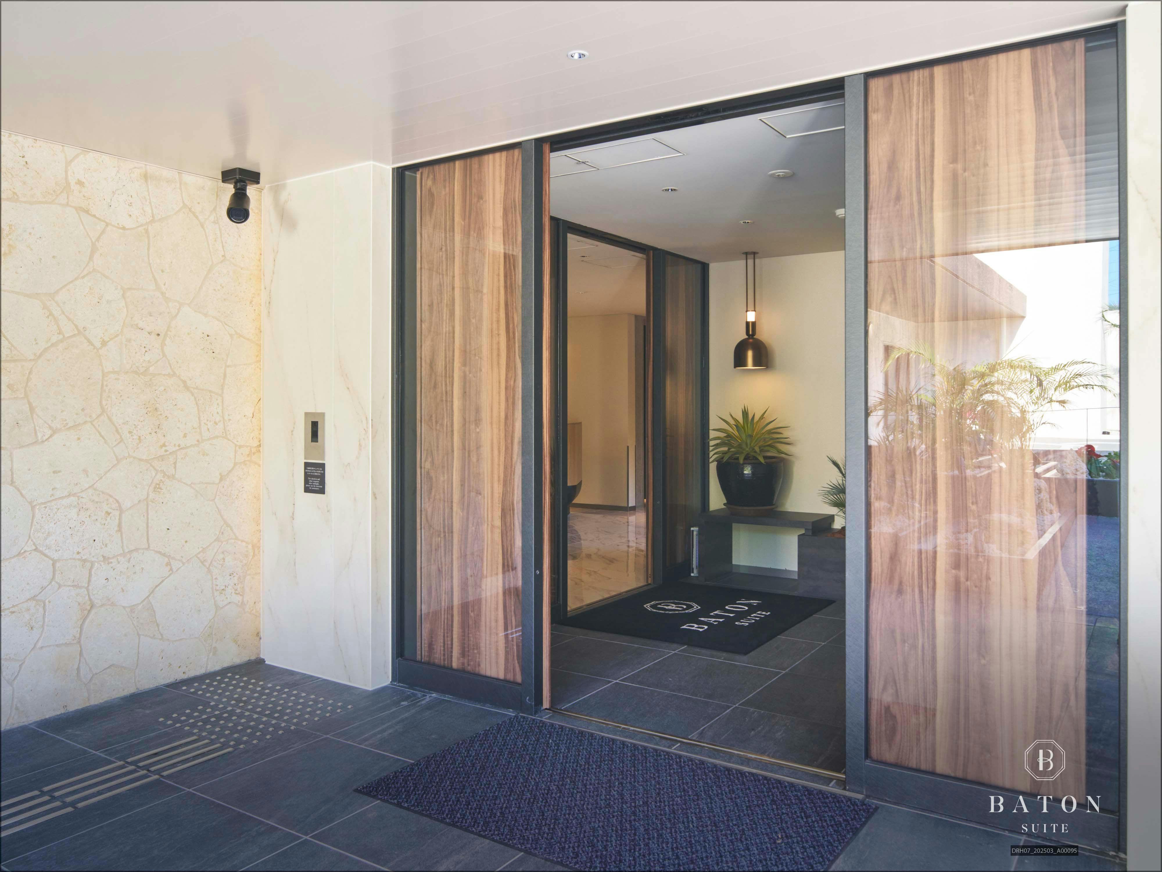 BATON SUITE Okinawa Kouri Island