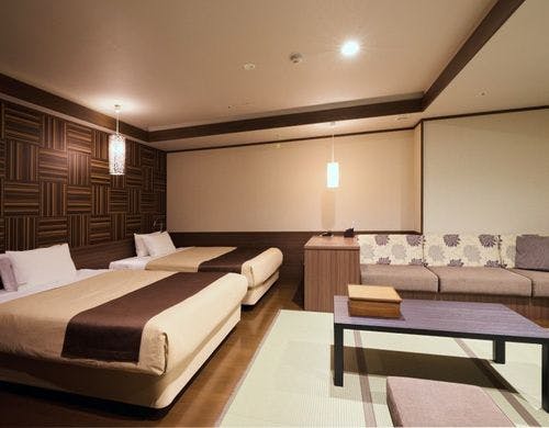 ツインベッド+畳部分のワンルームタイプ