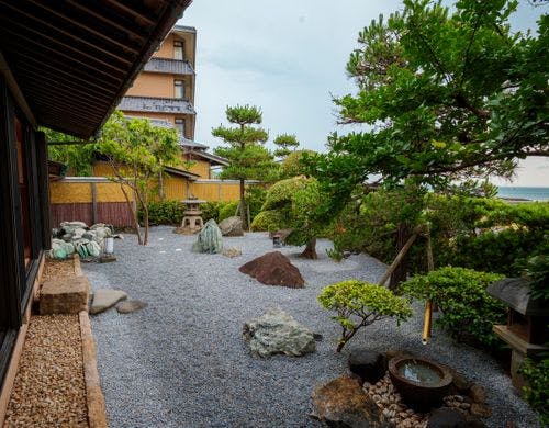 スイート　離れ（天然温泉露天風呂付和室）