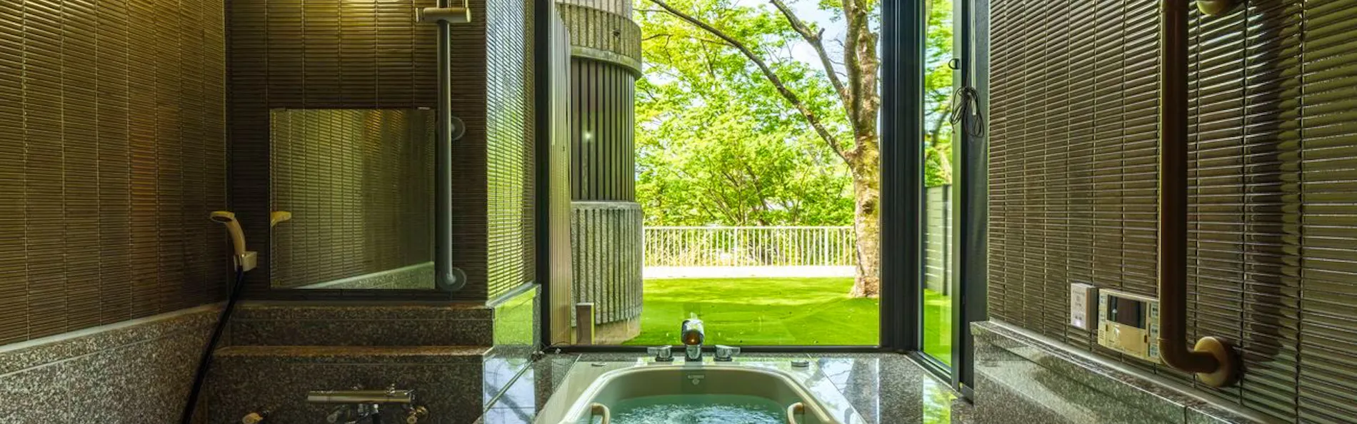 奥多摩 清流リゾート 亀の井ホテル 青梅