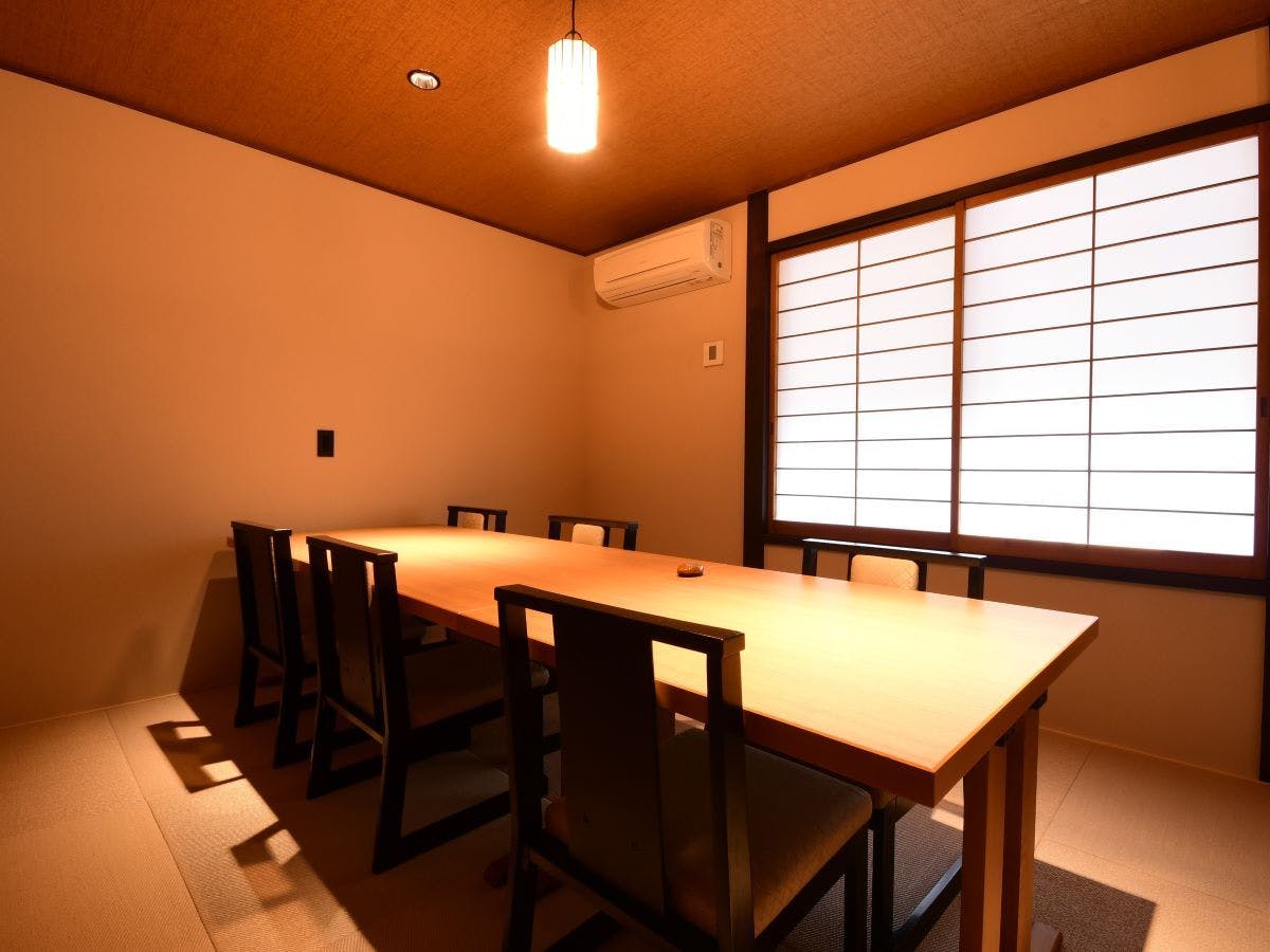 Contoh ruang makan pribadi