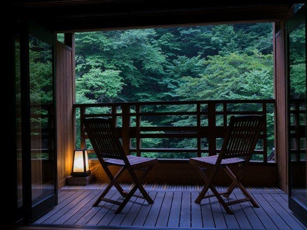 四万温泉 豊島屋