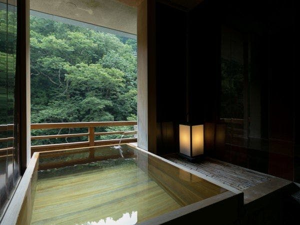 四万温泉 豊島屋