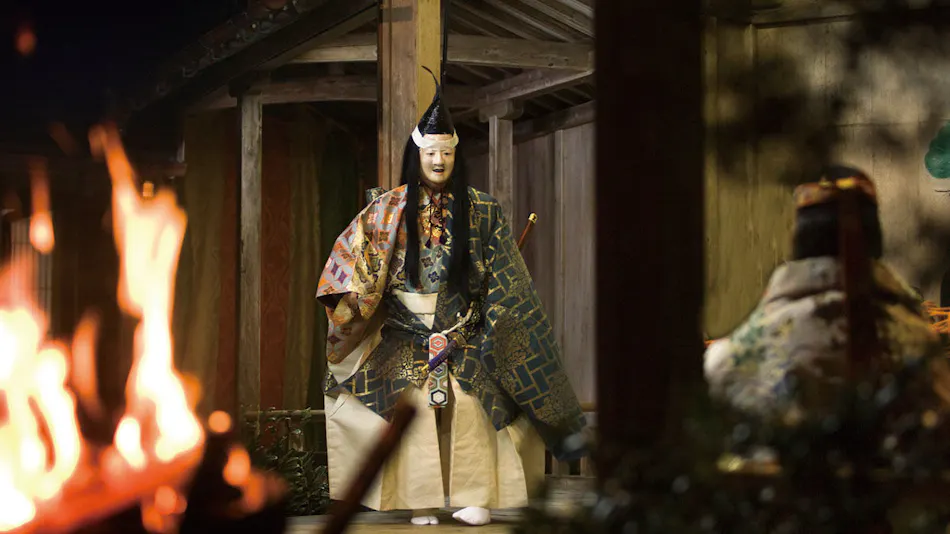 Kanazawa Fukatani Onsen Motoyu Ishiya - A Secluded Inn with a Noh Stage