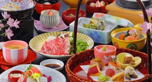 【ベーシック|1泊2食】鬼怒川の天然温泉とこだわりの会席料理で夢の季へ、観光拠点やビジネス利用にも!