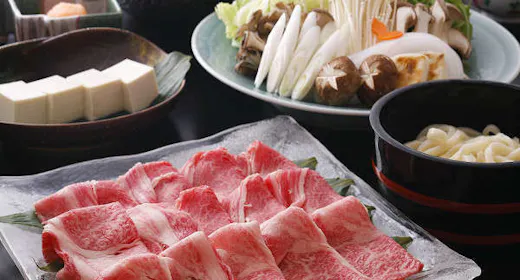 黒毛和牛会席 ❙ 兵庫県産黒毛和牛の肉食会席に舌鼓❙メインはしゃぶしゃぶ or すき焼き❙ 2食付